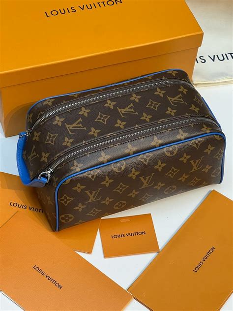 Косметичка Louis Vuitton B108091 купить в интернет